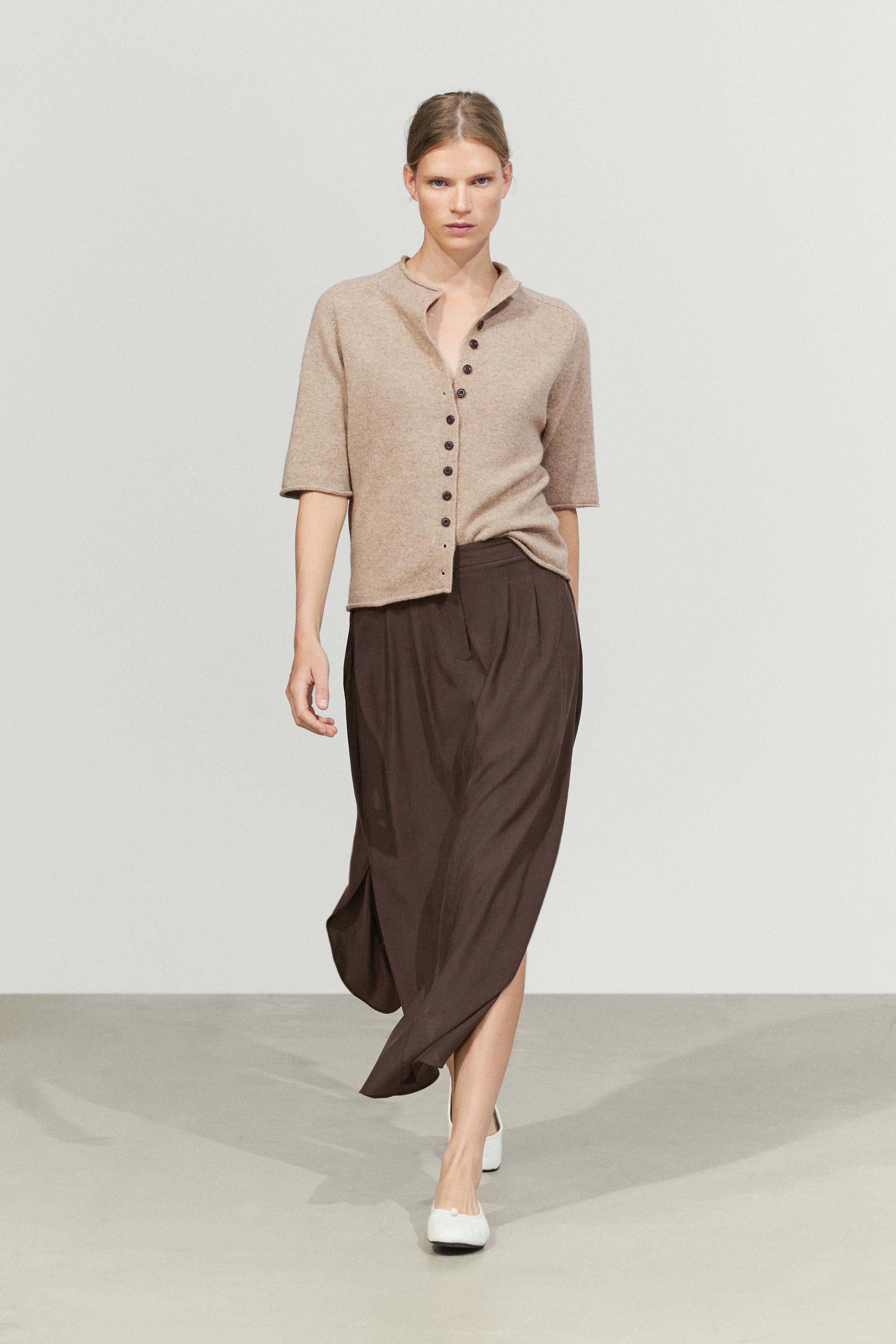 Flowing pleated midi skirt